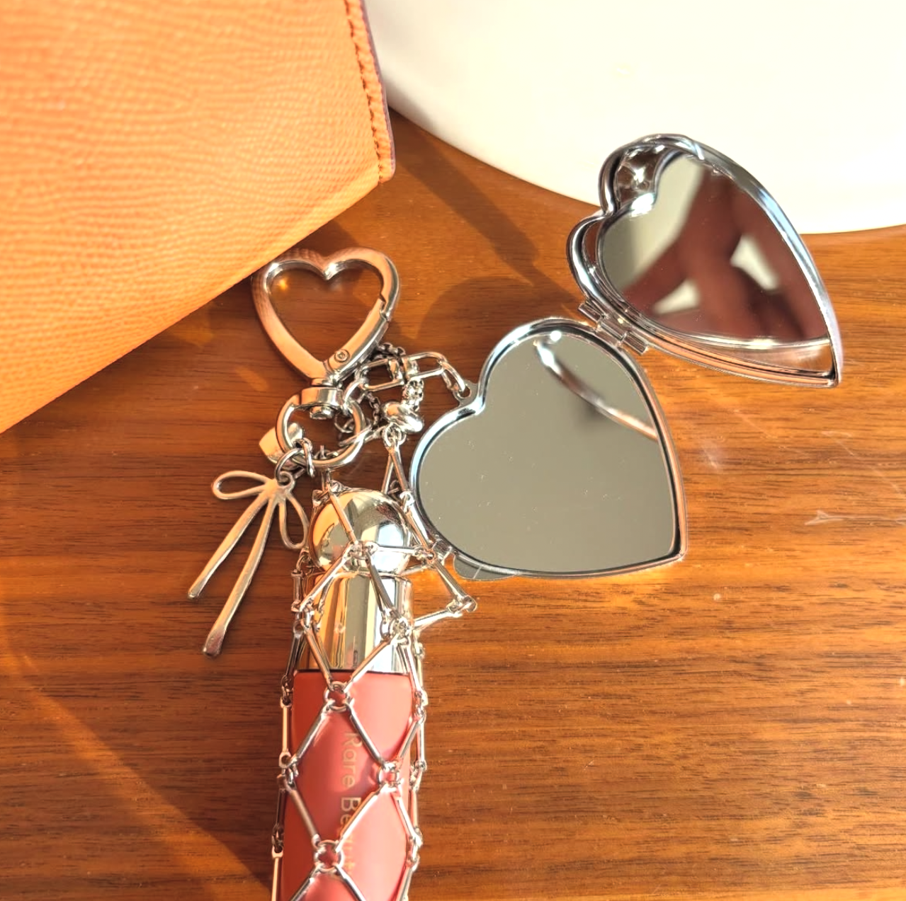 Gloss-On-The-Go Bag Charm (Heart)