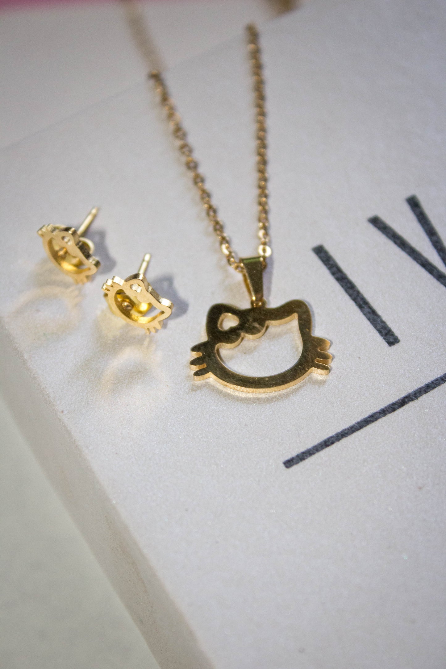 GOLD KITTY SET