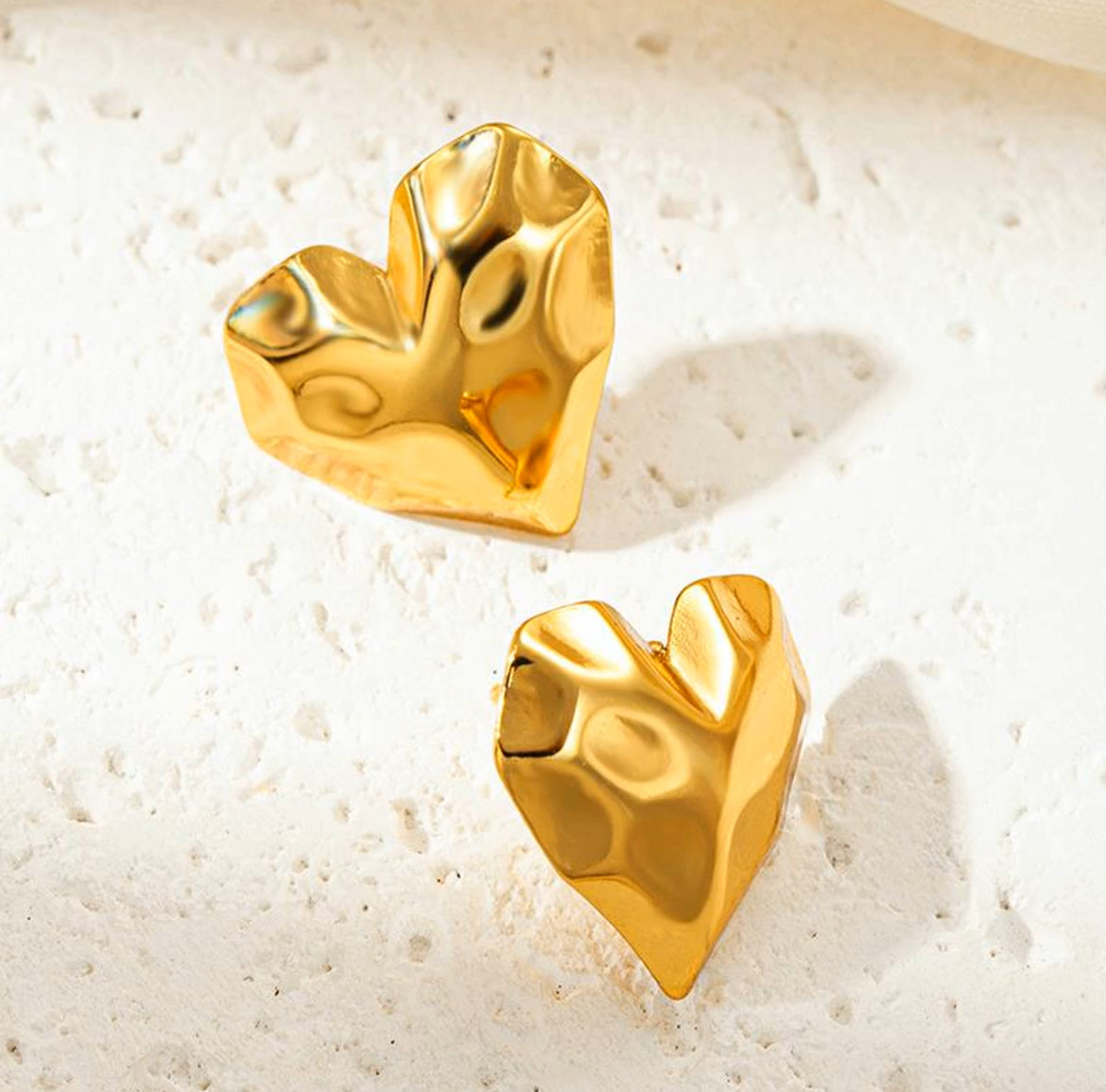 Heart Shell Earrings