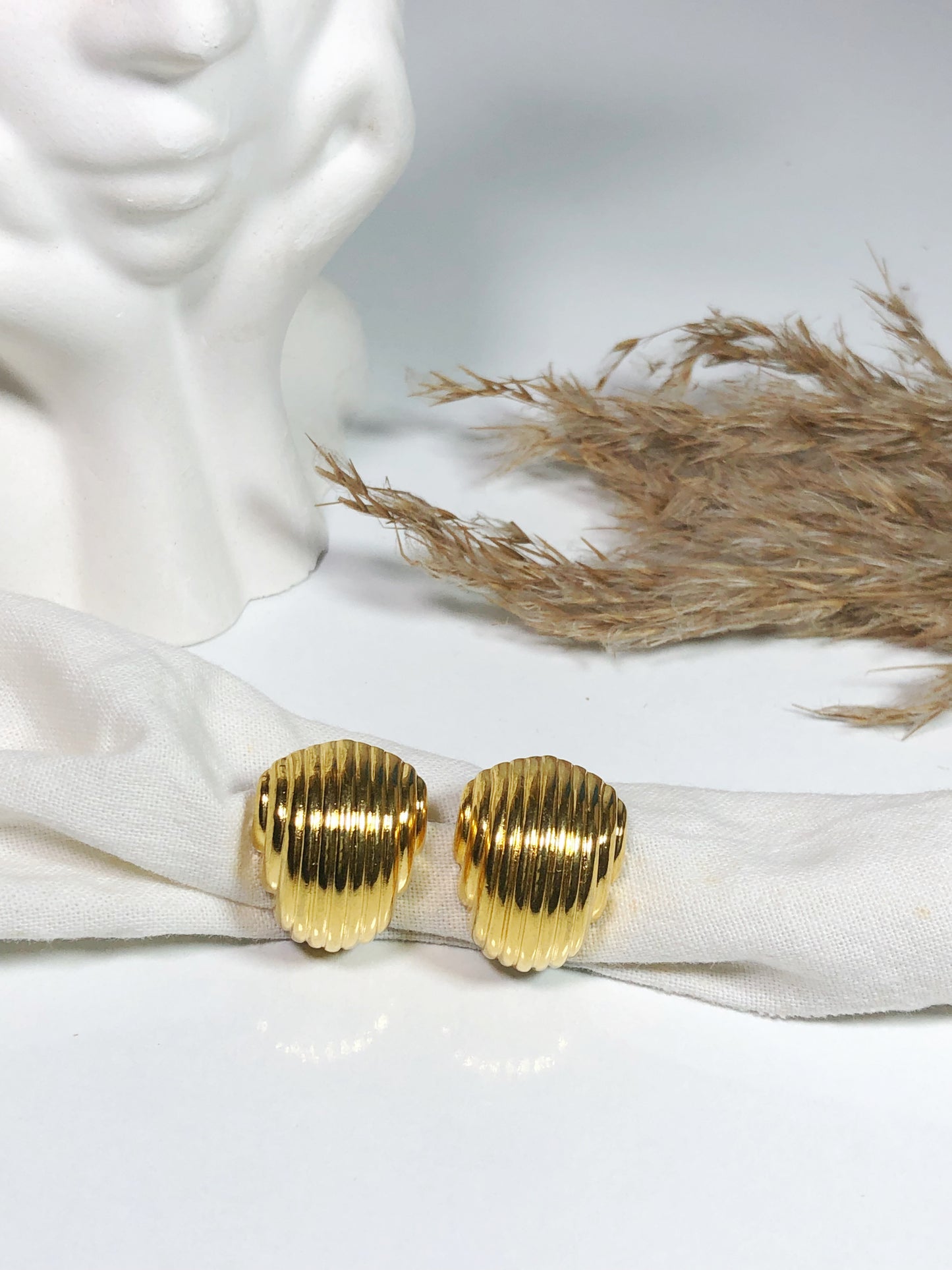AROURA EARRINGS