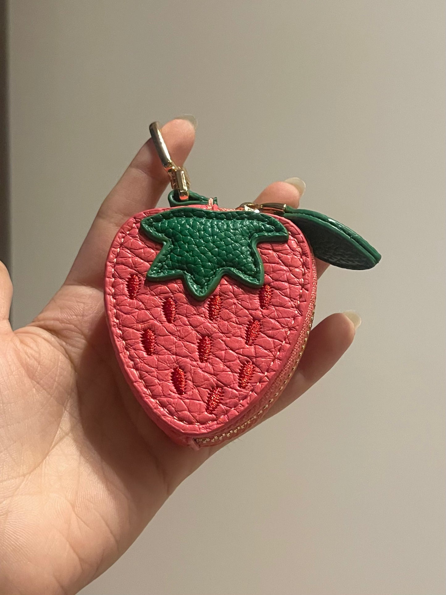 'Berry-On-The-Go' Zipper Bag Charm