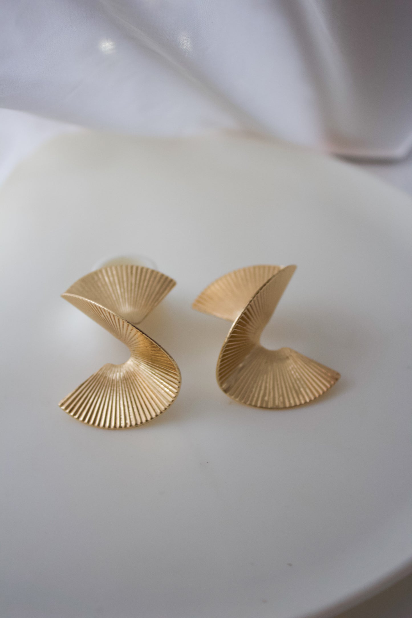 DAISY EARRINGS