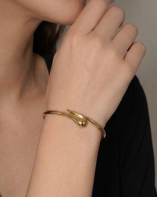Contour Bangle