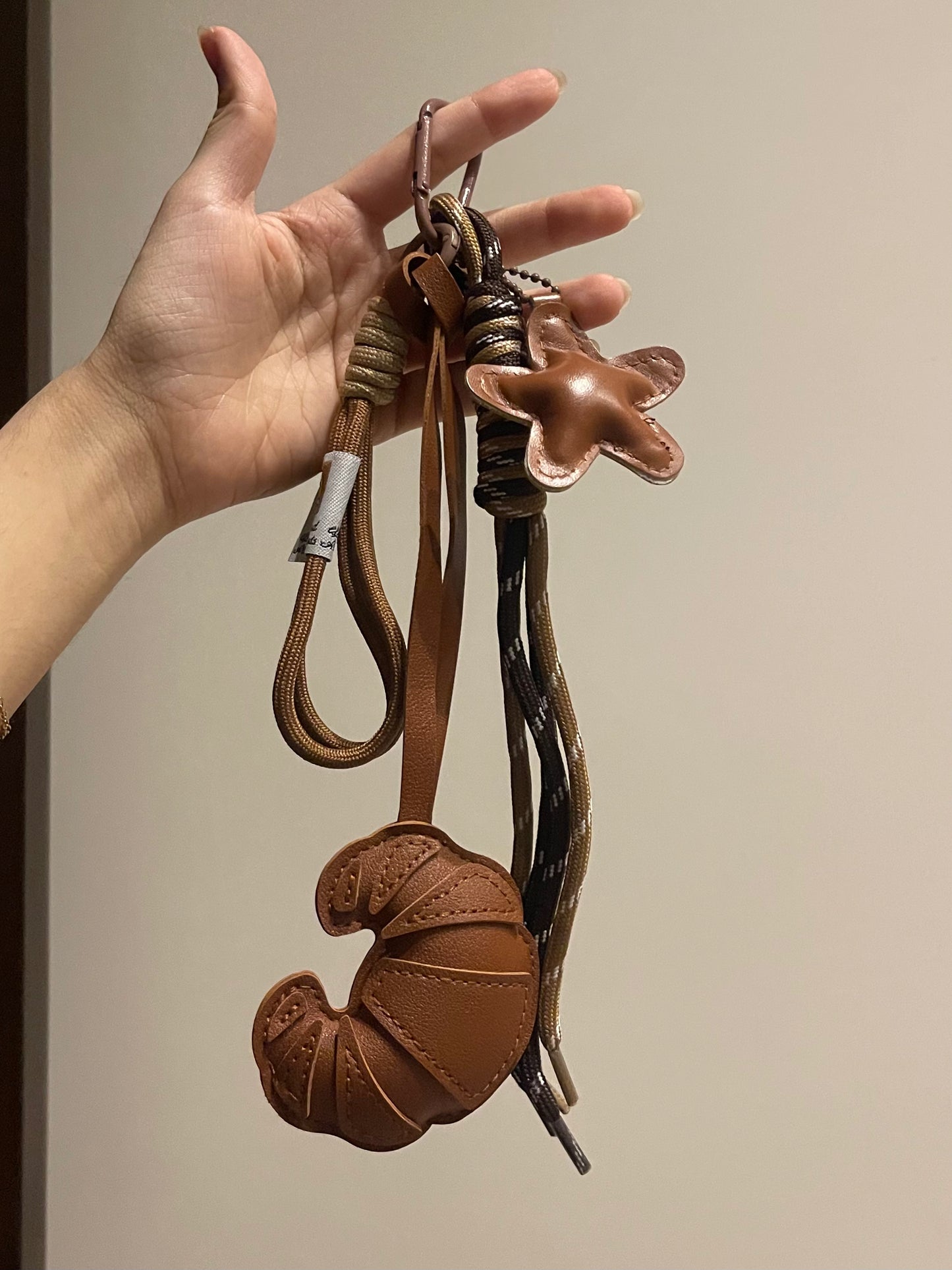 'Sandy Star Baker' Bag Charm