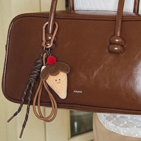 “Scoop-me-up” Bag Charm
