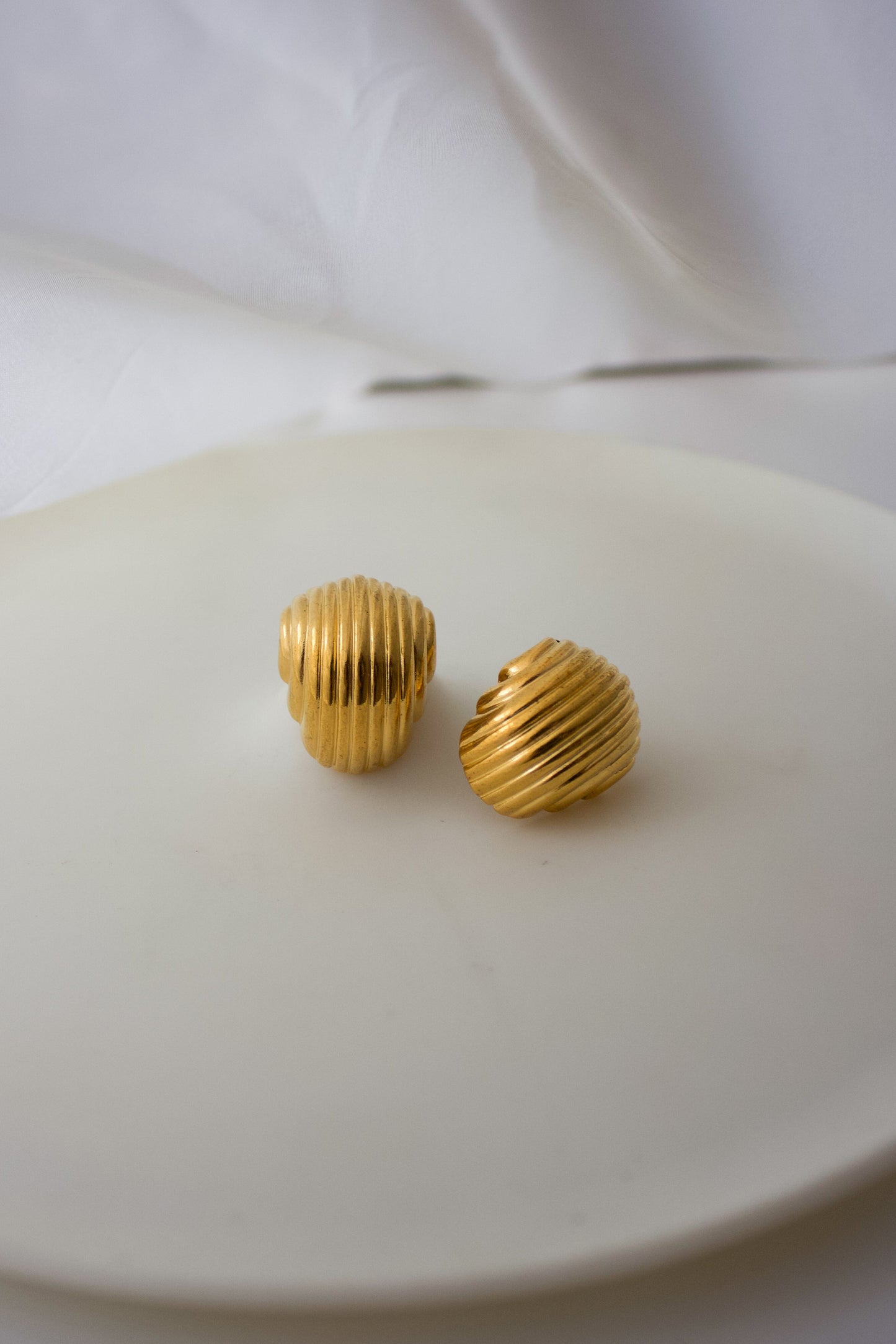 AROURA EARRINGS