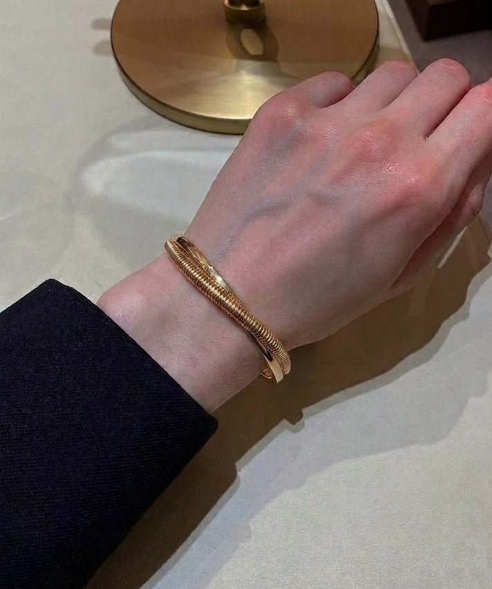 Zoe Bangle