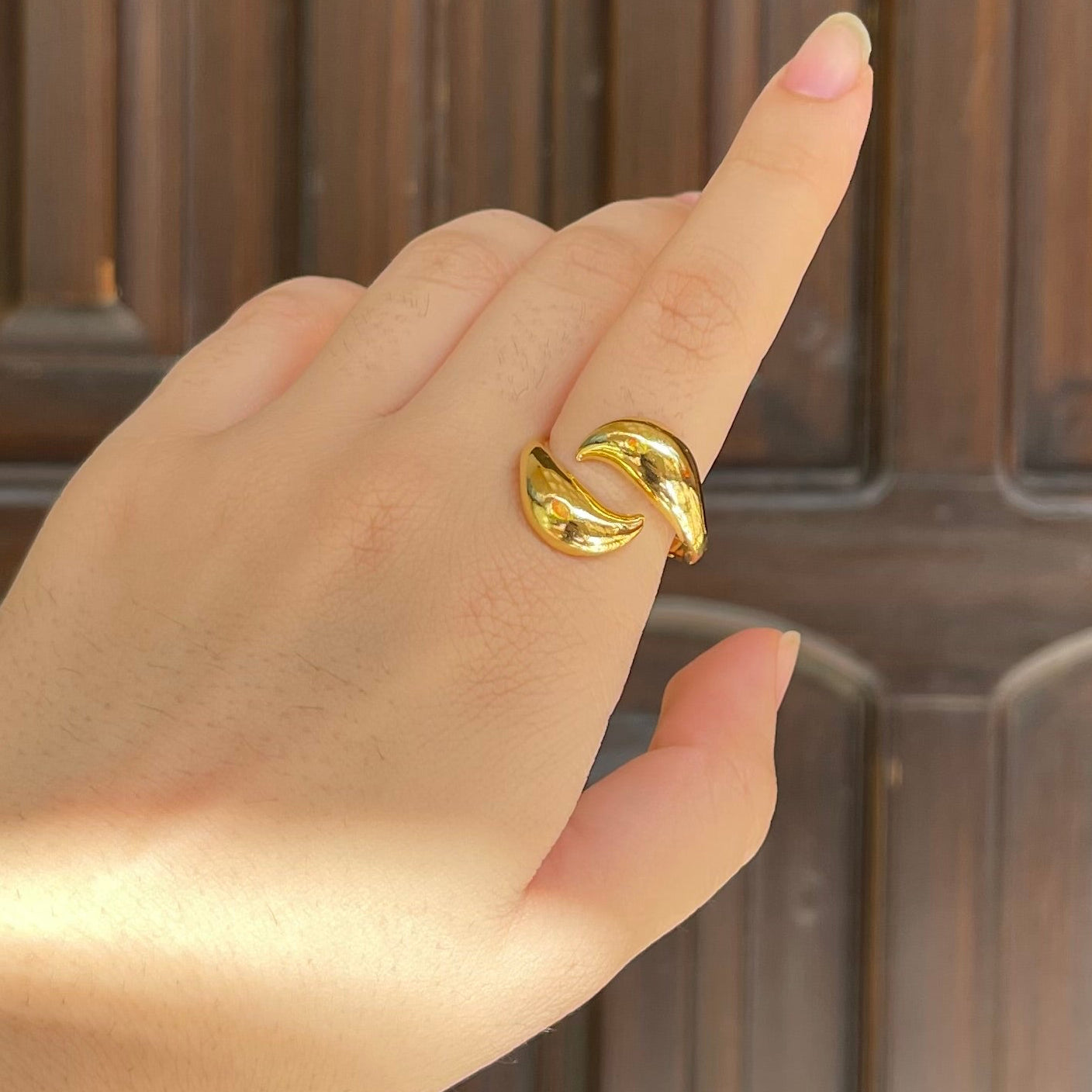 Two Leaf Ring