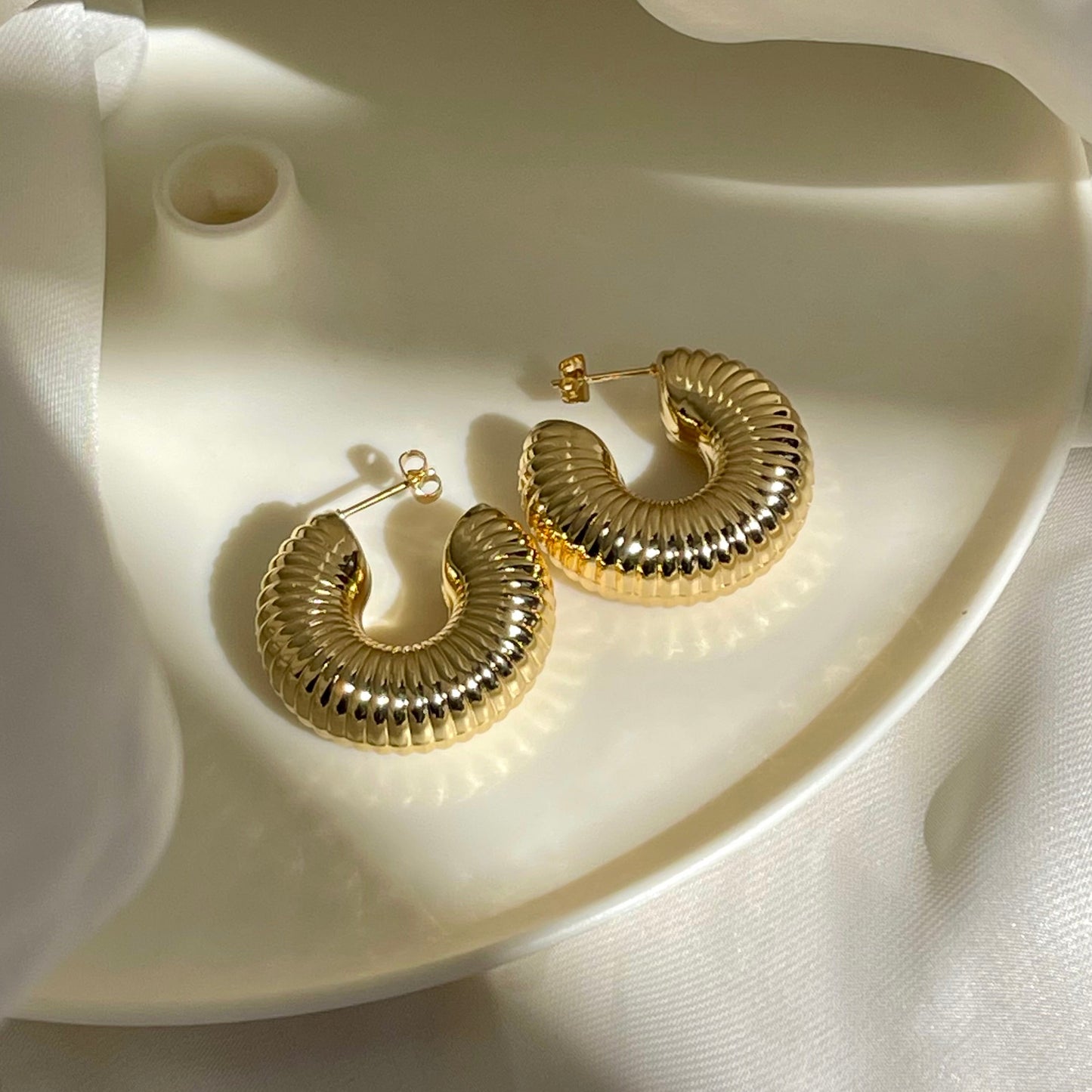 Luna Earrings