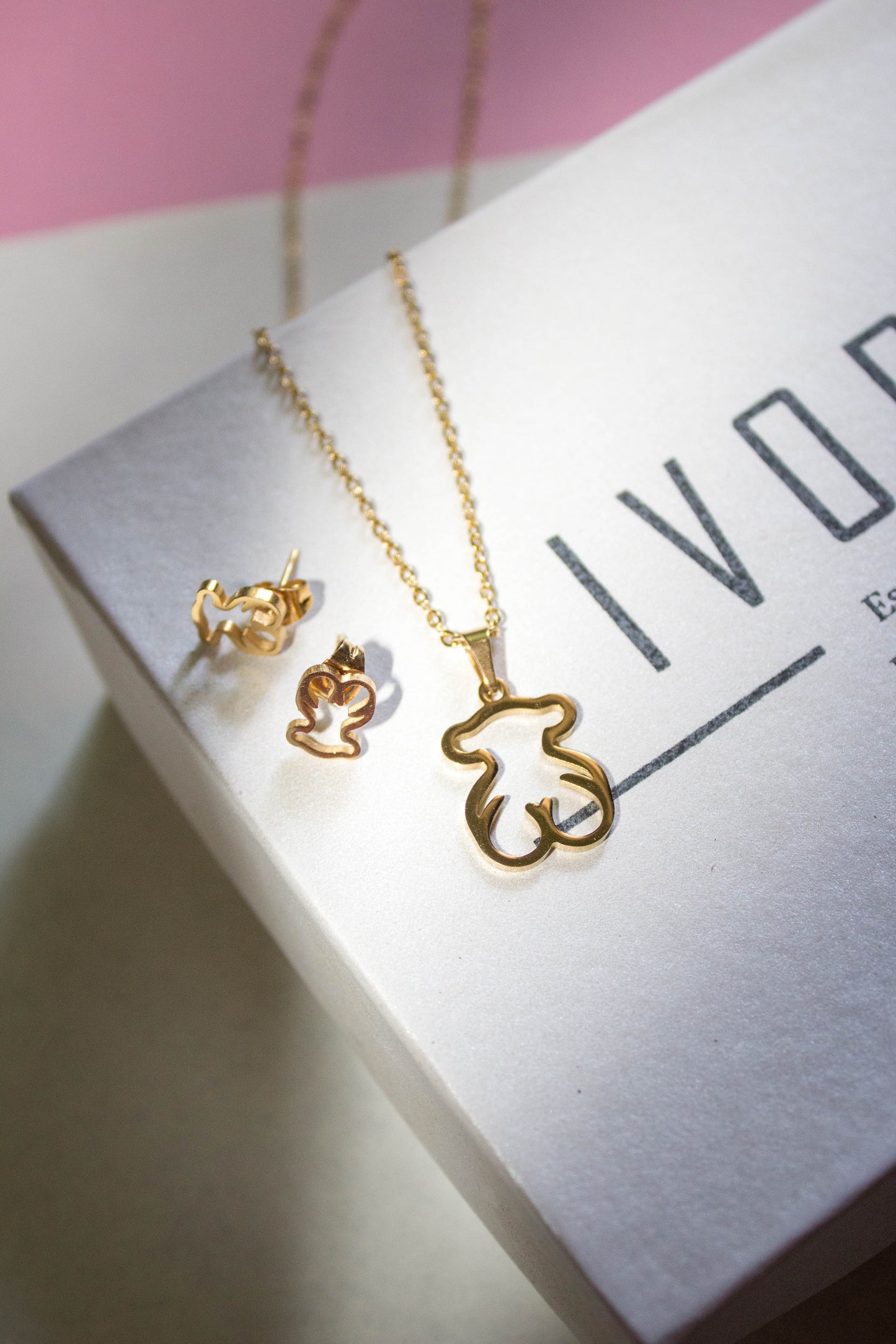 GOLD BUNNY SET