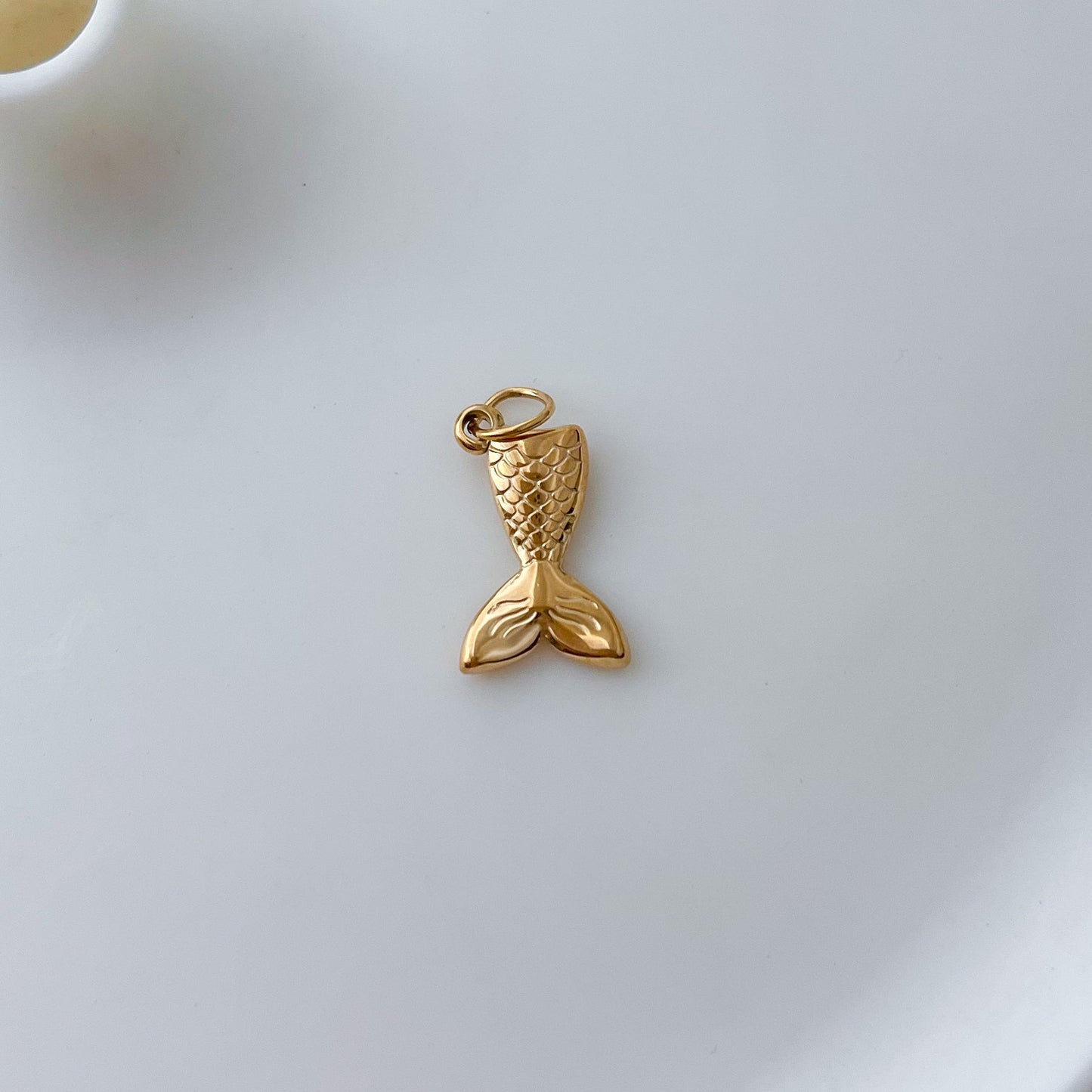 Fishtail Charm